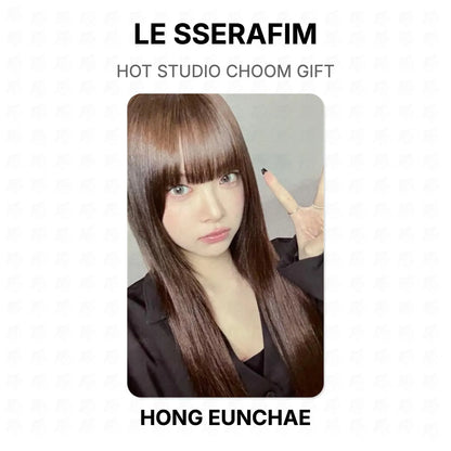 LE SSERAFIM HOT STUDIO CHOOM GIFT Official Photocard