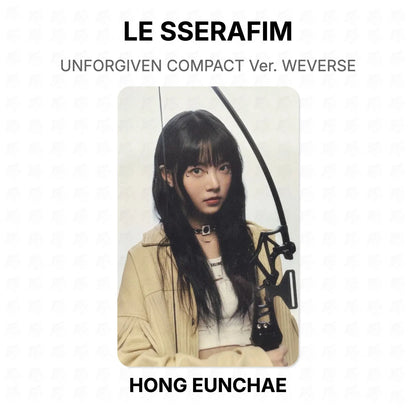 LE SSERAFIM UNFORGIVEN COMPACT Ver. WEVERSE Official Photocard