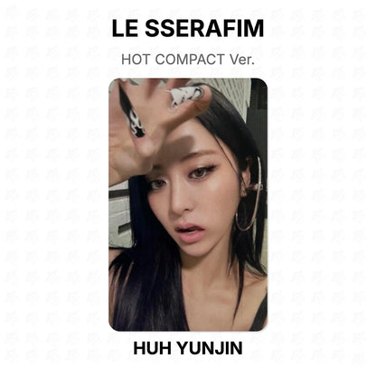 LE SSERAFIM HOT COMPACT Ver. Official Photocard