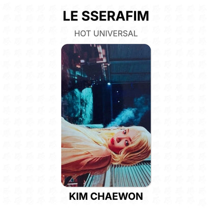 LE SSERAFIM HOT UNIVERSAL Official Photocard