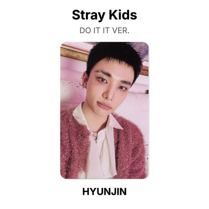 Stray Kids DO IT IT VER. Official Photocard