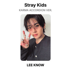 LEE KNOW 02