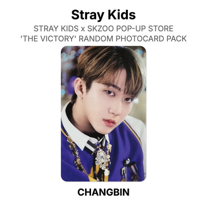 Stray Kids x SKZOO POP-UP STORE 'THE VICTORY' RANDOM PHOTOCARD PACK Offizielle Photocard