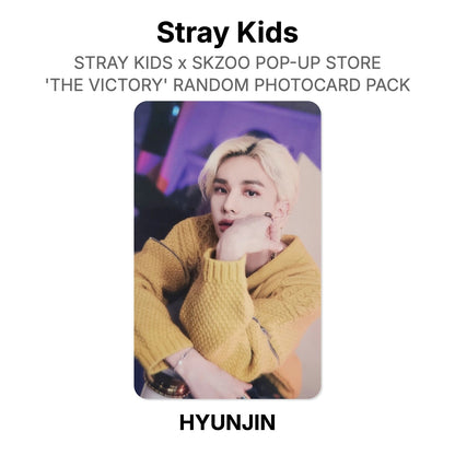 Stray Kids x SKZOO POP-UP STORE 'THE VICTORY' RANDOM PHOTOCARD PACK Offizielle Photocard