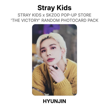 Stray Kids x SKZOO POP-UP STORE 'THE VICTORY' RANDOM PHOTOCARD PACK Offizielle Photocard